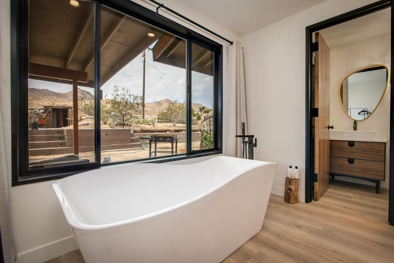 @ Marbella Lane - The Wine Mine Desert Escape Holiday home Joshua Tree