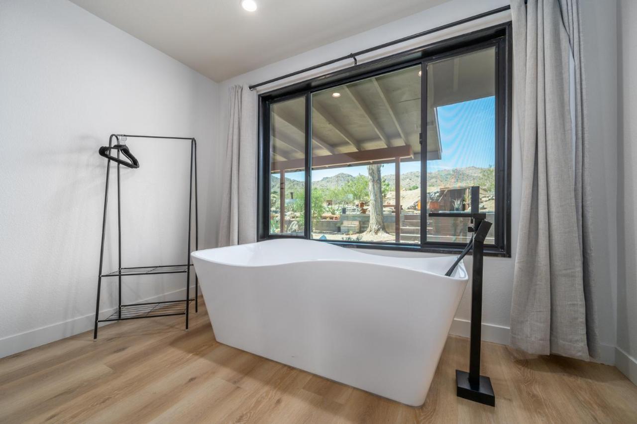 Holiday home @ Marbella Lane - The Wine Mine Desert Escape