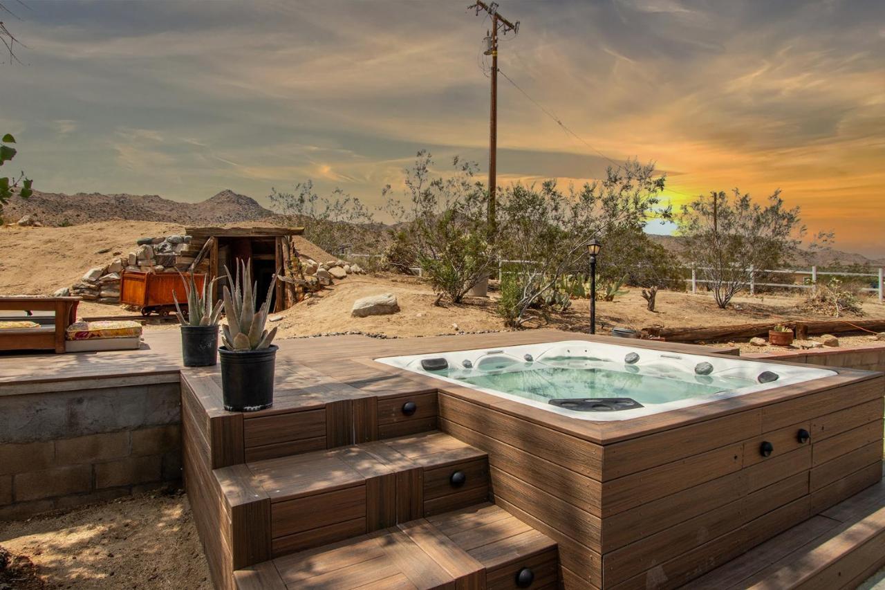 @ Marbella Lane - The Wine Mine Desert Escape Holiday home *