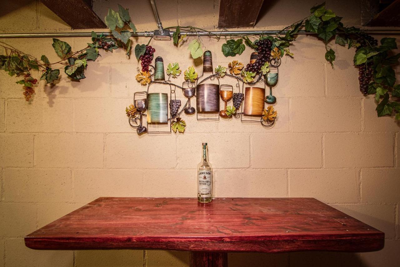 @ Marbella Lane - The Wine Mine Desert Escape Holiday home Joshua Tree