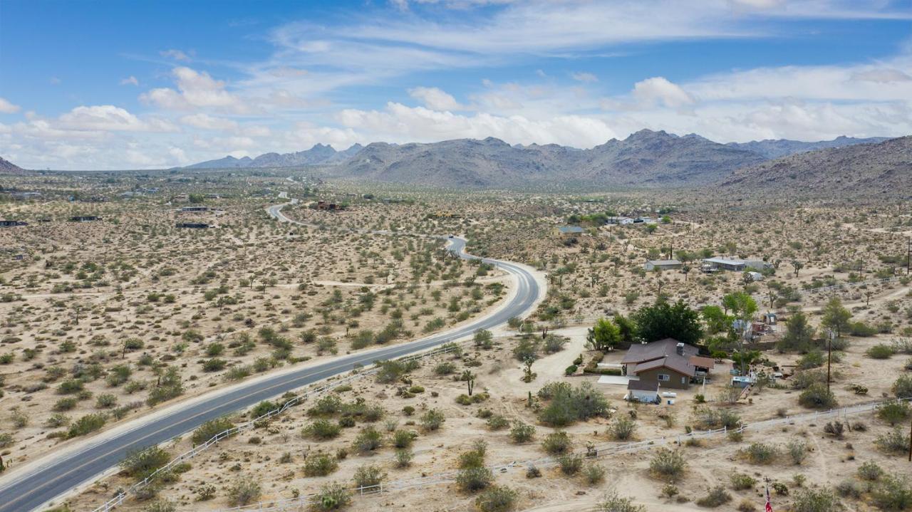 @ Marbella Lane - The Wine Mine Desert Escape Holiday home Joshua Tree