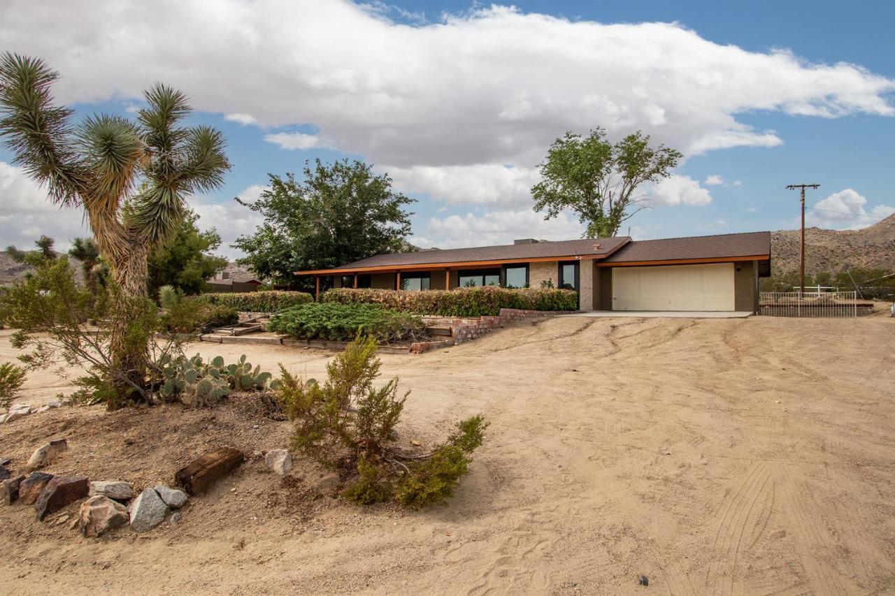 @ Marbella Lane - The Wine Mine Desert Escape Holiday home Joshua Tree
