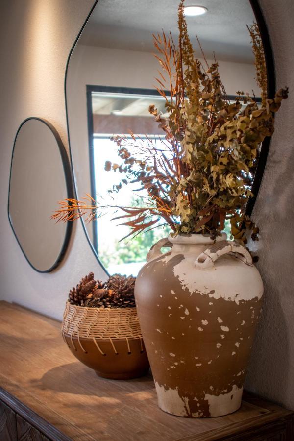 @ Marbella Lane - The Wine Mine Desert Escape Holiday home